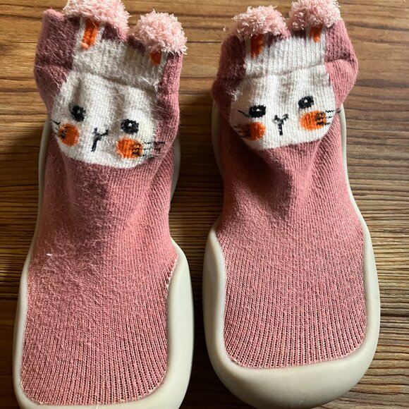 Pink Rabbit Toddler shoes (sz 24/25) US sz 8 Tiny Explorings - Picture 1 of 5
